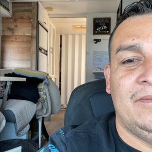 Meet your Posher, Luis